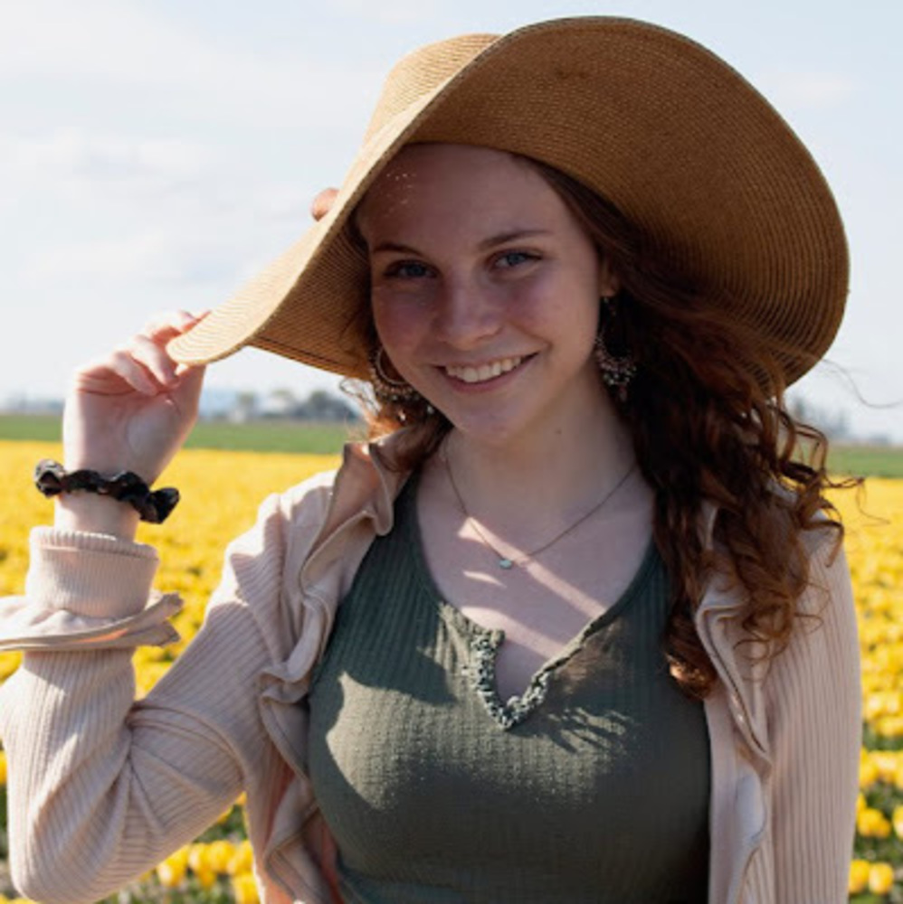 Meet your Posher, Jenevieve